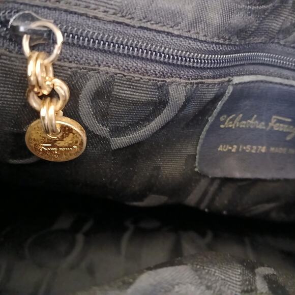 Salvatore Ferragamo Jungle Leopard Shoulder Bag - Picture 9 of 16